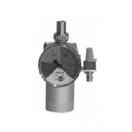 Vacuum adapter for solar collector systems